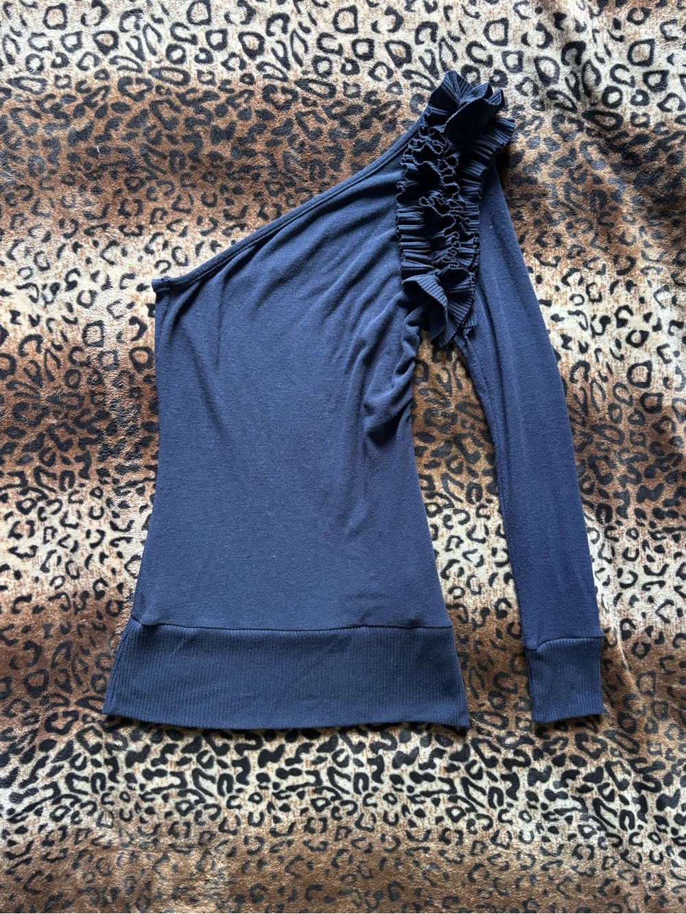 Twenty One Navy One-Shoulder Ruffle Sleeve Top